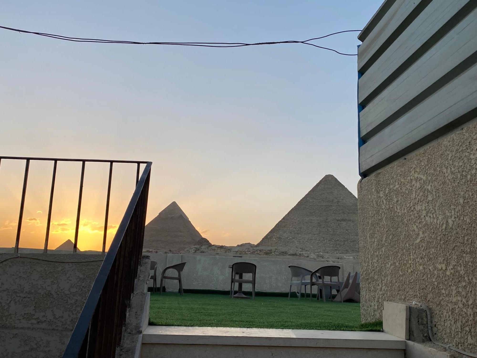 Isis Pyramids View Inn Kafret el-Gabal Eksteriør bilde