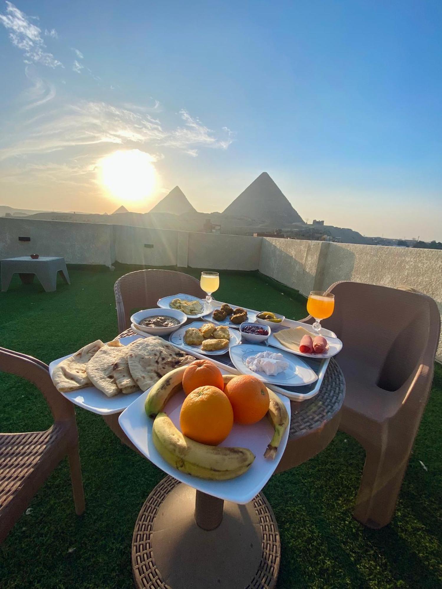 Isis Pyramids View Inn Kafret el-Gabal Eksteriør bilde