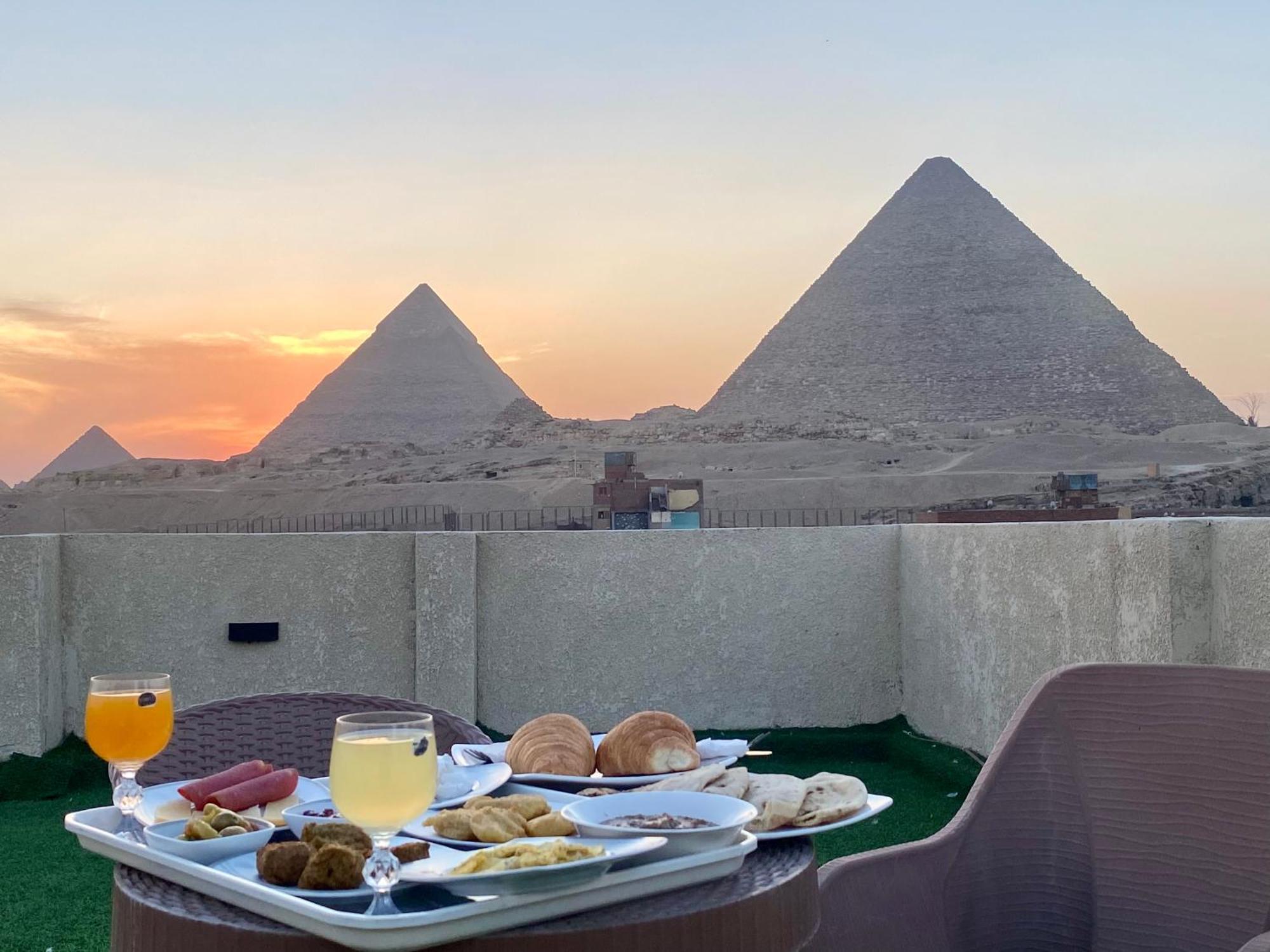 Isis Pyramids View Inn Kafret el-Gabal Eksteriør bilde